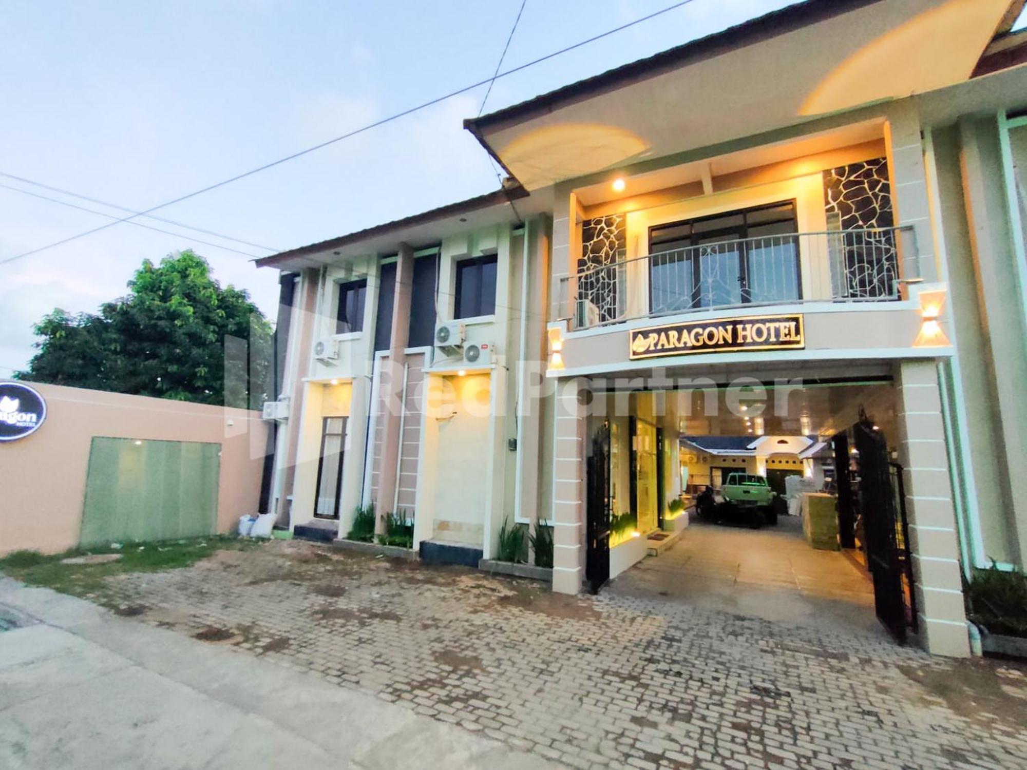 The Paragon Hotel Cilacap Redpartner Exteriör bild